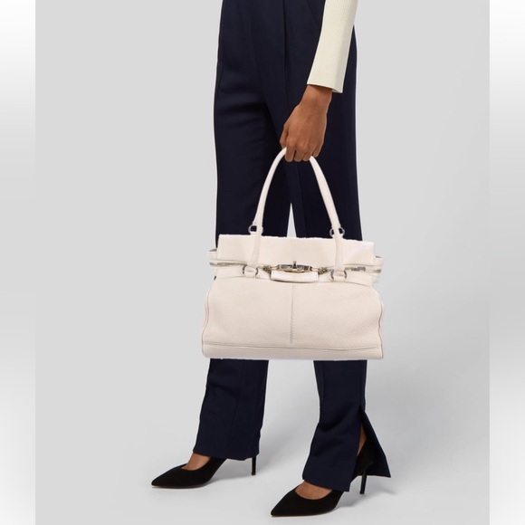 Max Mara Neutral Leather Top Handle Bag | Gold Hardware | Made in Italy - Picture 5 of 16